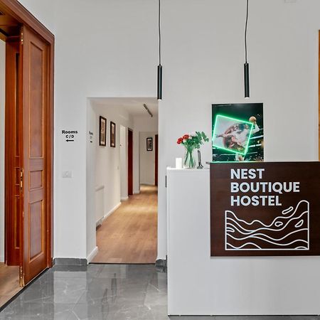 Nest Boutique Hostel Bukarest Eksteriør billede