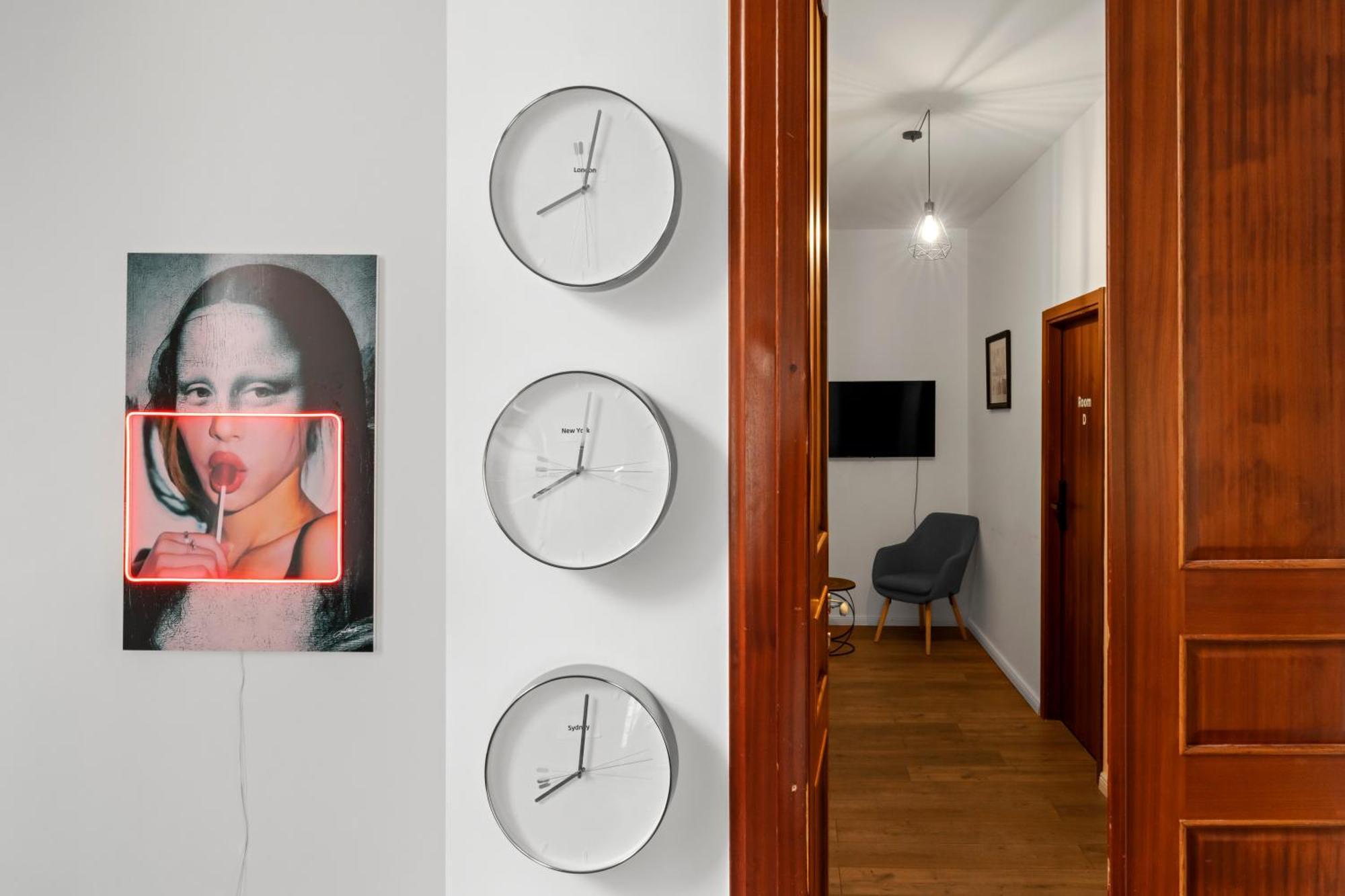 Nest Boutique Hostel Bukarest Eksteriør billede