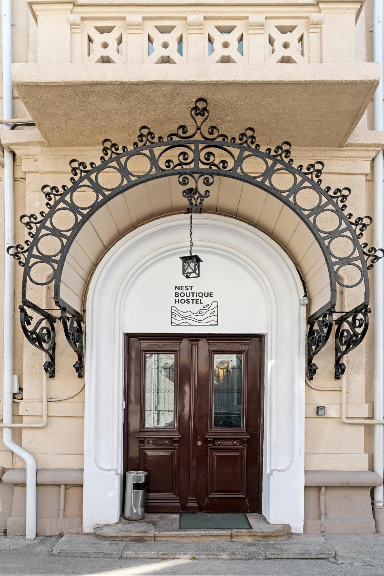 Nest Boutique Hostel Bukarest Eksteriør billede